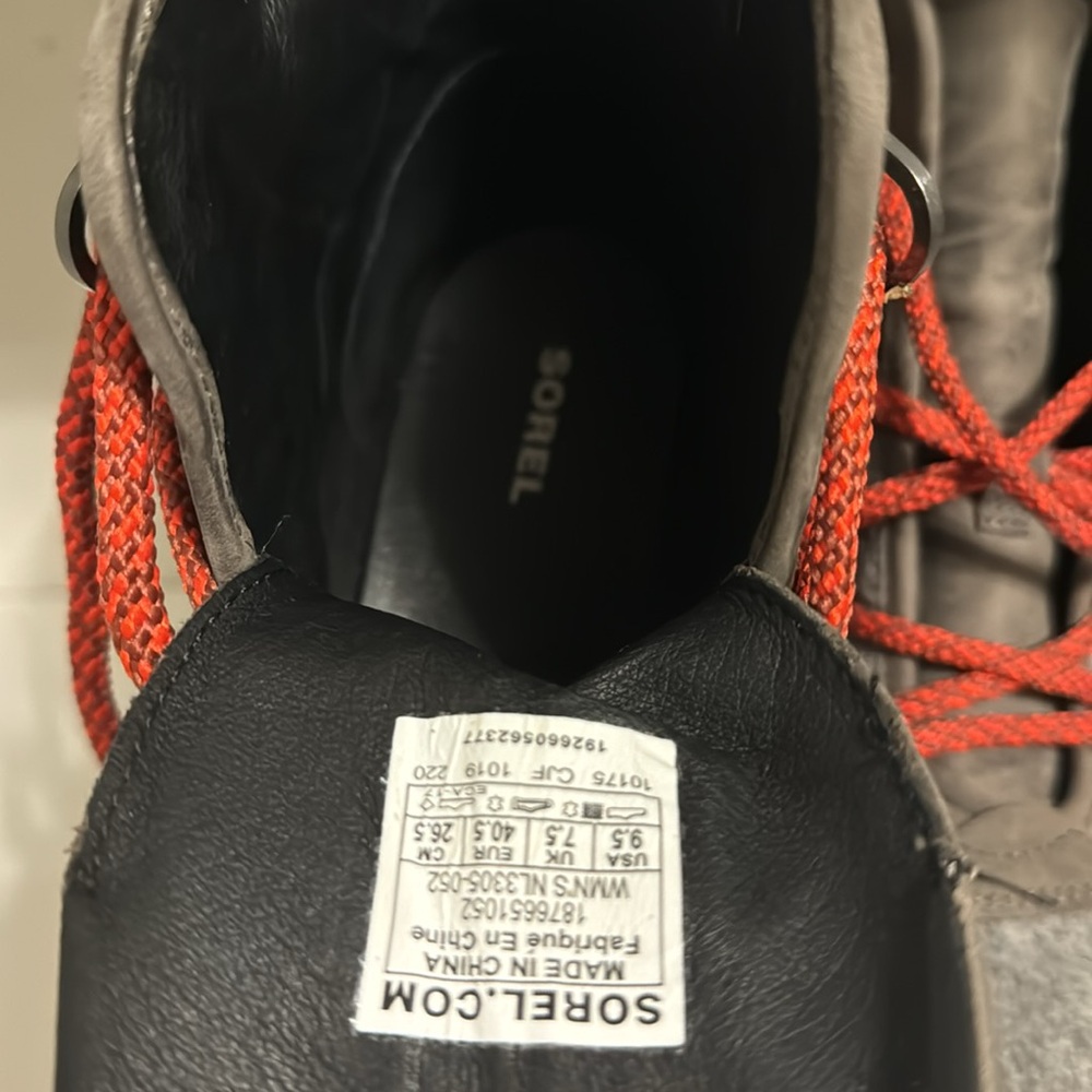 Sorel Boots $60 OBO - Picture 7 of 11